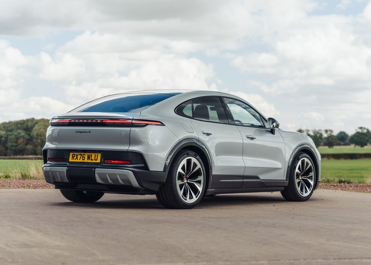 2027 Porsche Cayenne S Coupé Electric Türkiye Fiyatı - fotoğraf 2