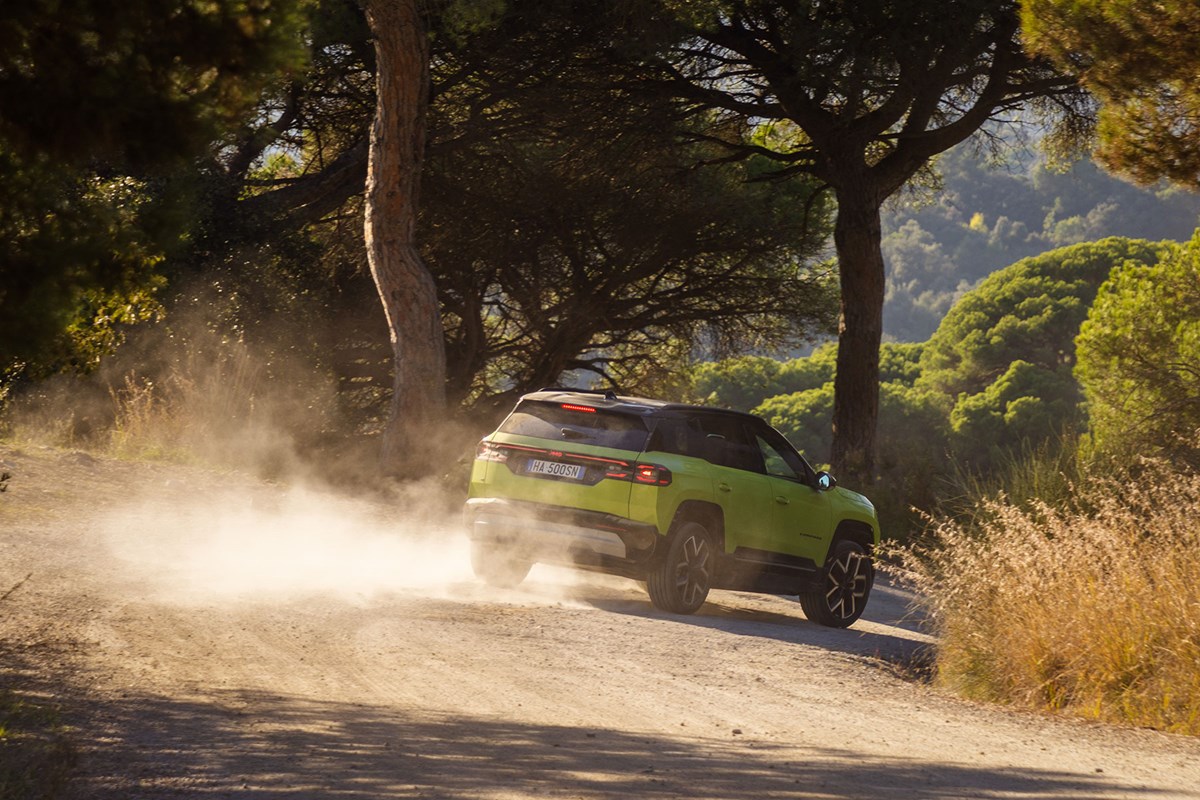 2027 Jeep Compass Electric Menzili Nasıl? - fotoğraf 31