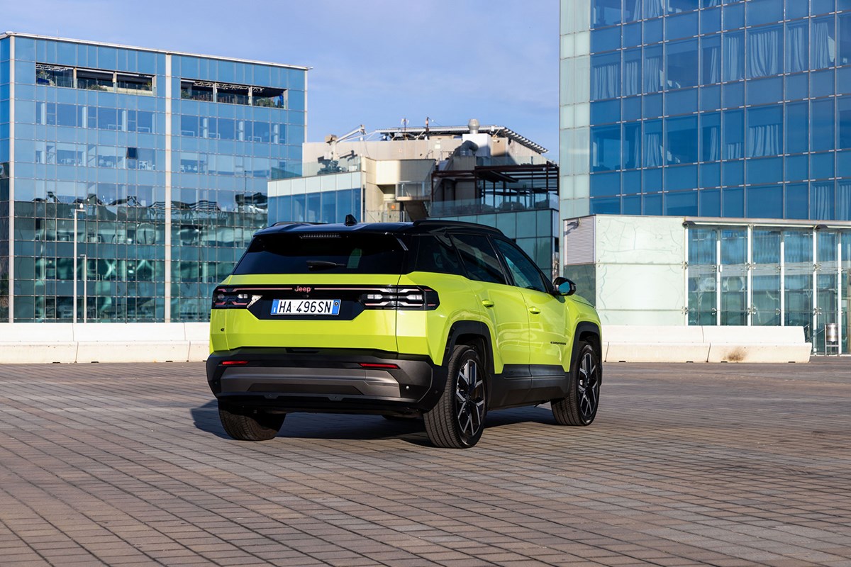 2027 Jeep Compass Electric Menzili Nasıl? - fotoğraf 35