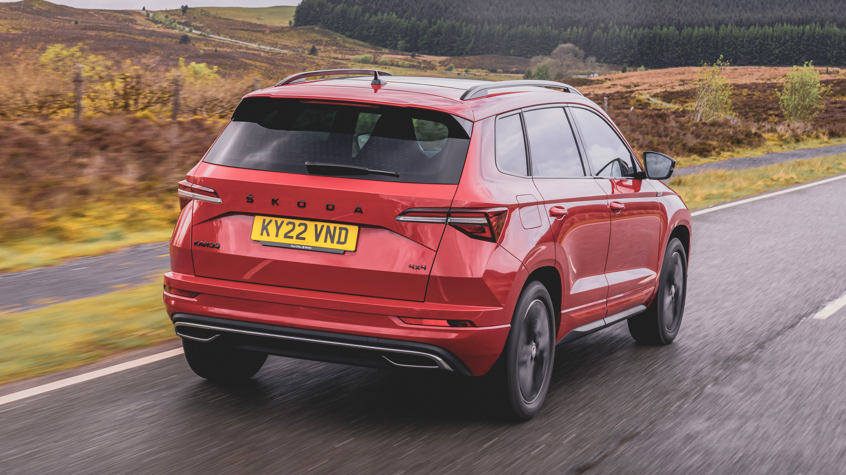 2026 Skoda Karoq SUV Alınır mı? Benzinli mi Dizel mi? - fotoğraf 4