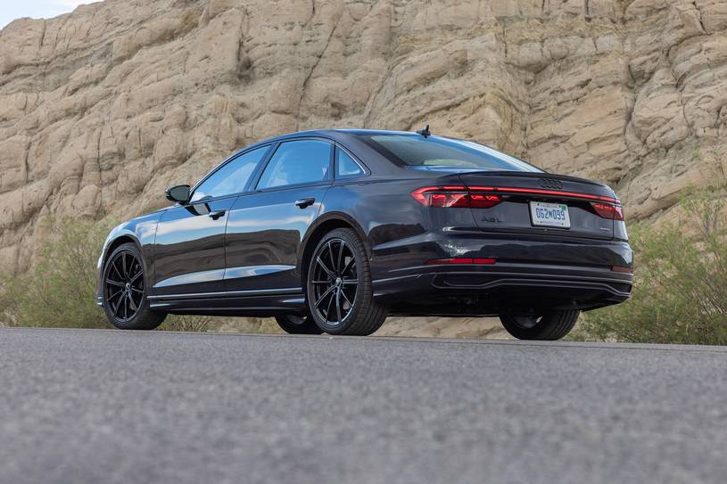 2025 Audi A8 Benzinli Alınır mı? - fotoğraf 11