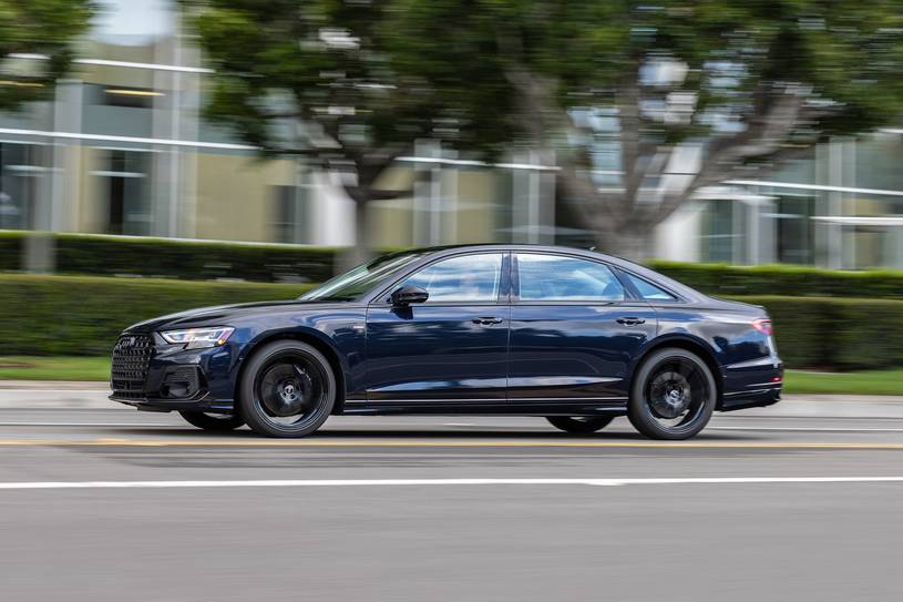 2025 Audi A8 Benzinli Alınır mı? - fotoğraf 19