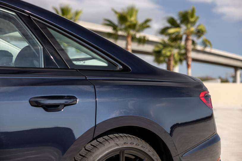 2025 Audi A8 Benzinli Alınır mı? - fotoğraf 28