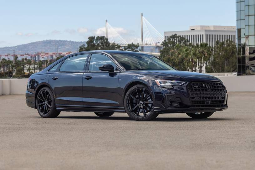 2025 Audi A8 Benzinli Alınır mı? - fotoğraf 3