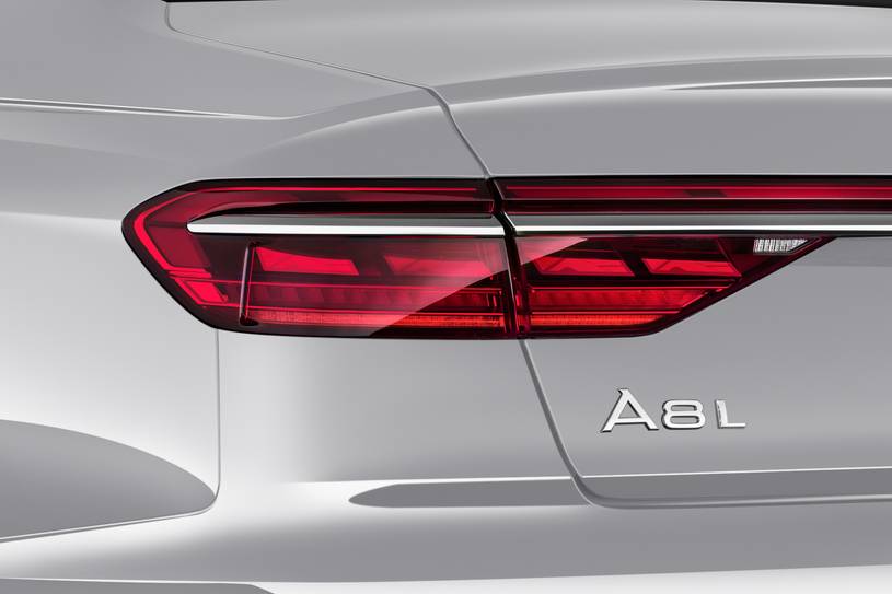 2025 Audi A8 Benzinli Alınır mı? - fotoğraf 39