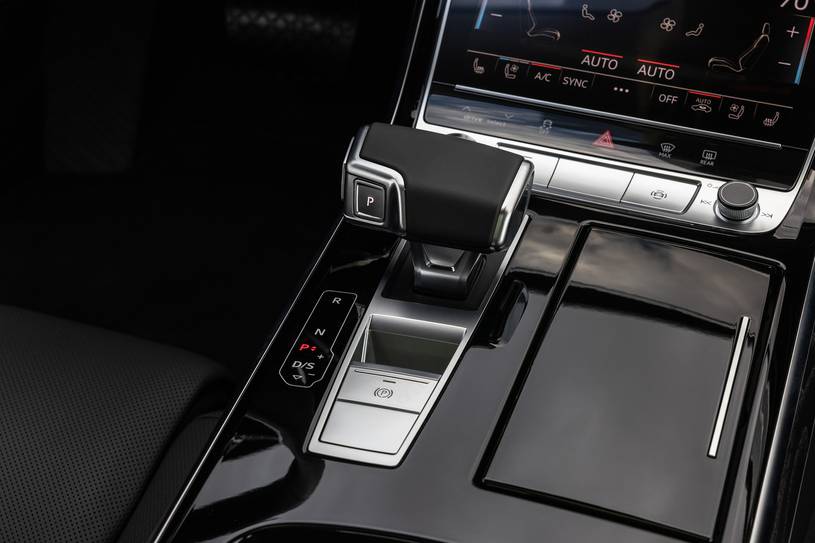 2025 Audi A8 Benzinli Alınır mı? - fotoğraf 44