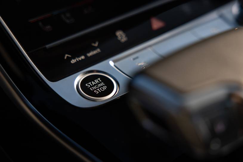 2025 Audi A8 Benzinli Alınır mı? - fotoğraf 57