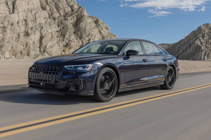 2025 Audi A8 Benzinli Alınır mı? - fotoğraf 9