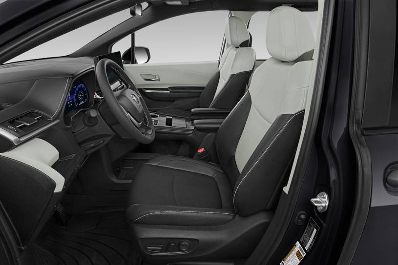 2026 Toyota Sienna Hibrit Aile Kullanımına Uygun mu? - fotoğraf 34