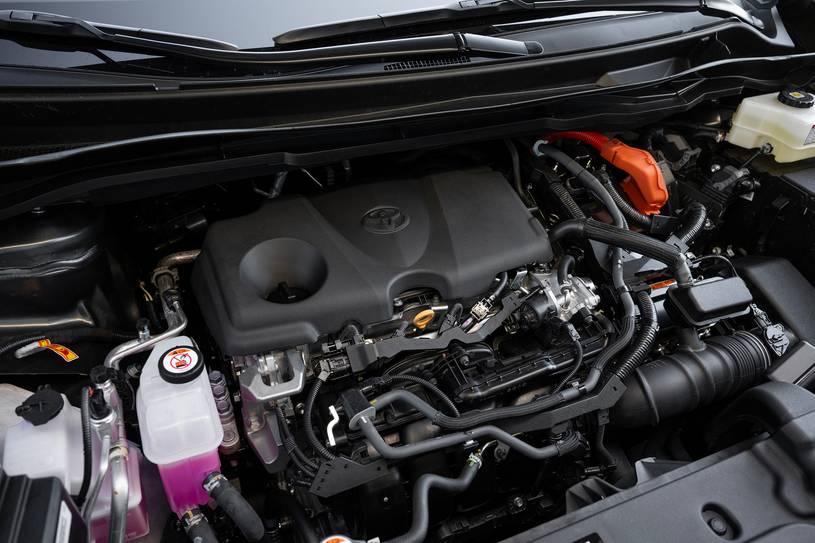 2026 Toyota Sienna Hibrit Aile Kullanımına Uygun mu? - fotoğraf 9