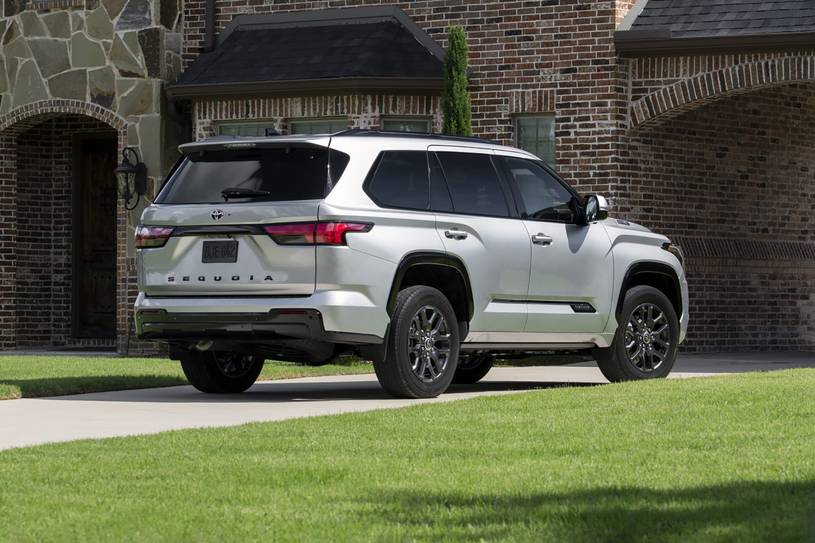 2026 Toyota Sequoia Hibrit Alınır mı? - fotoğraf 29