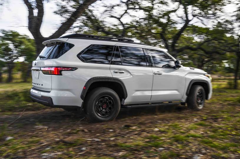 2026 Toyota Sequoia Hibrit Alınır mı? - fotoğraf 32