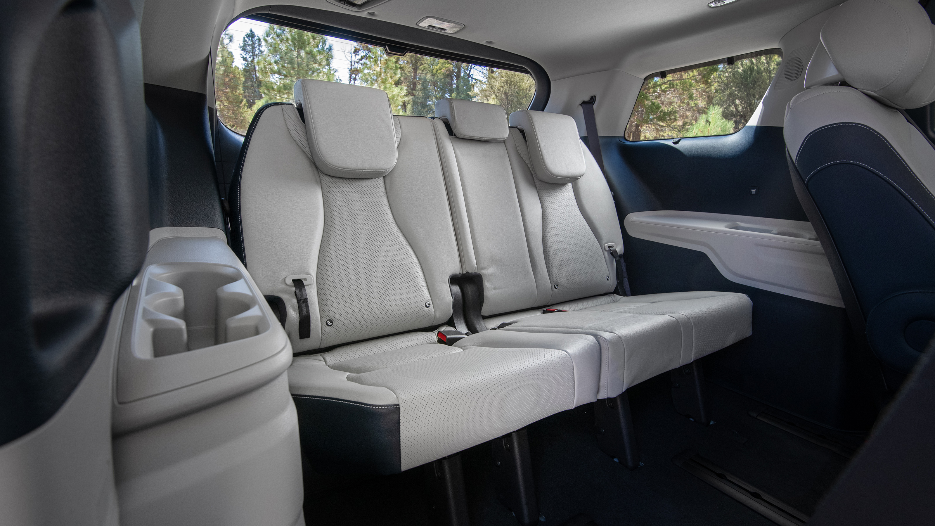 2026 Kia Carnival Benzinli MPV Alınır mı? - fotoğraf 14