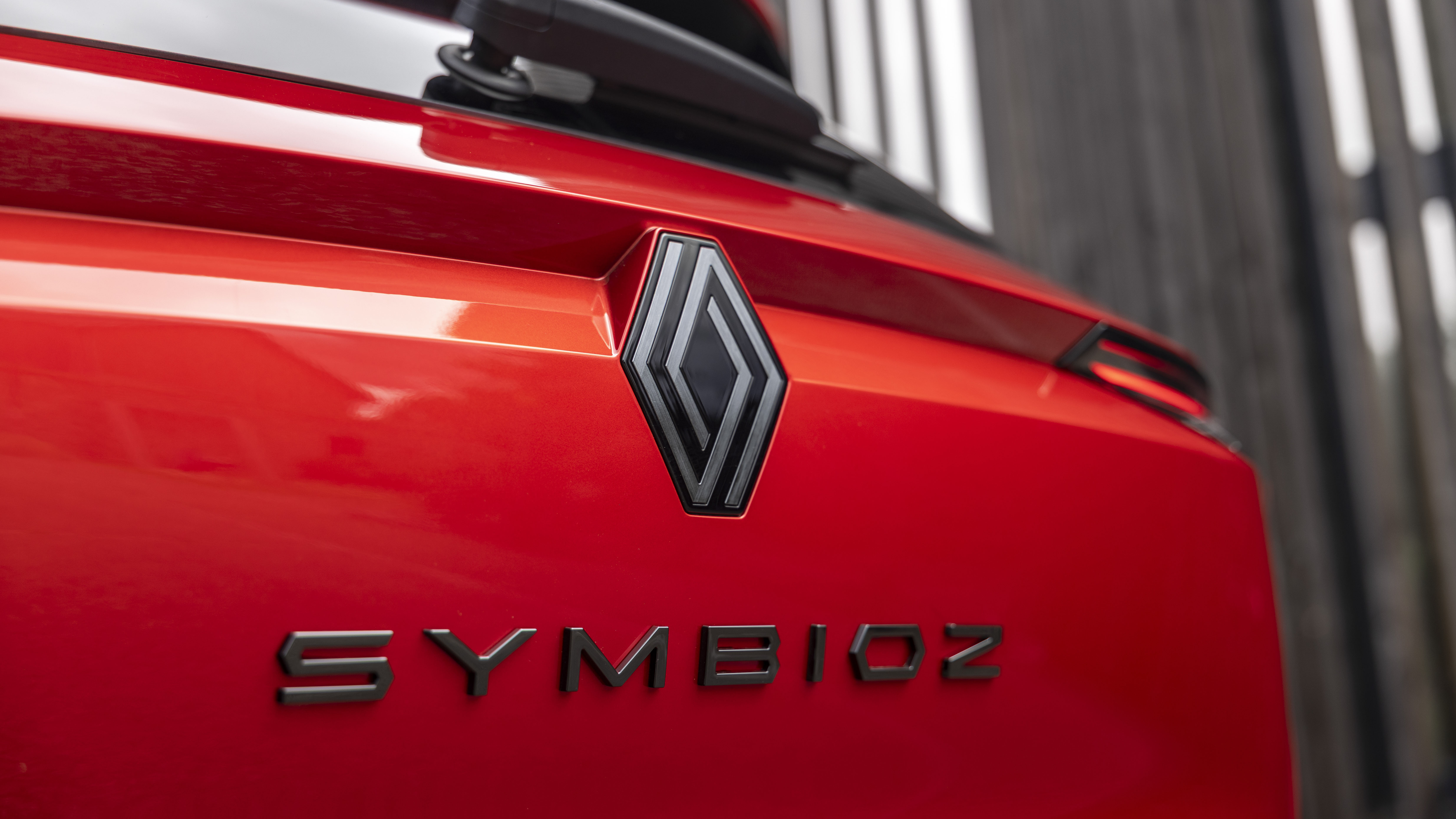 2026 Renault Symbioz Hibrit Aile SUV’u Nasıl? - fotoğraf 13