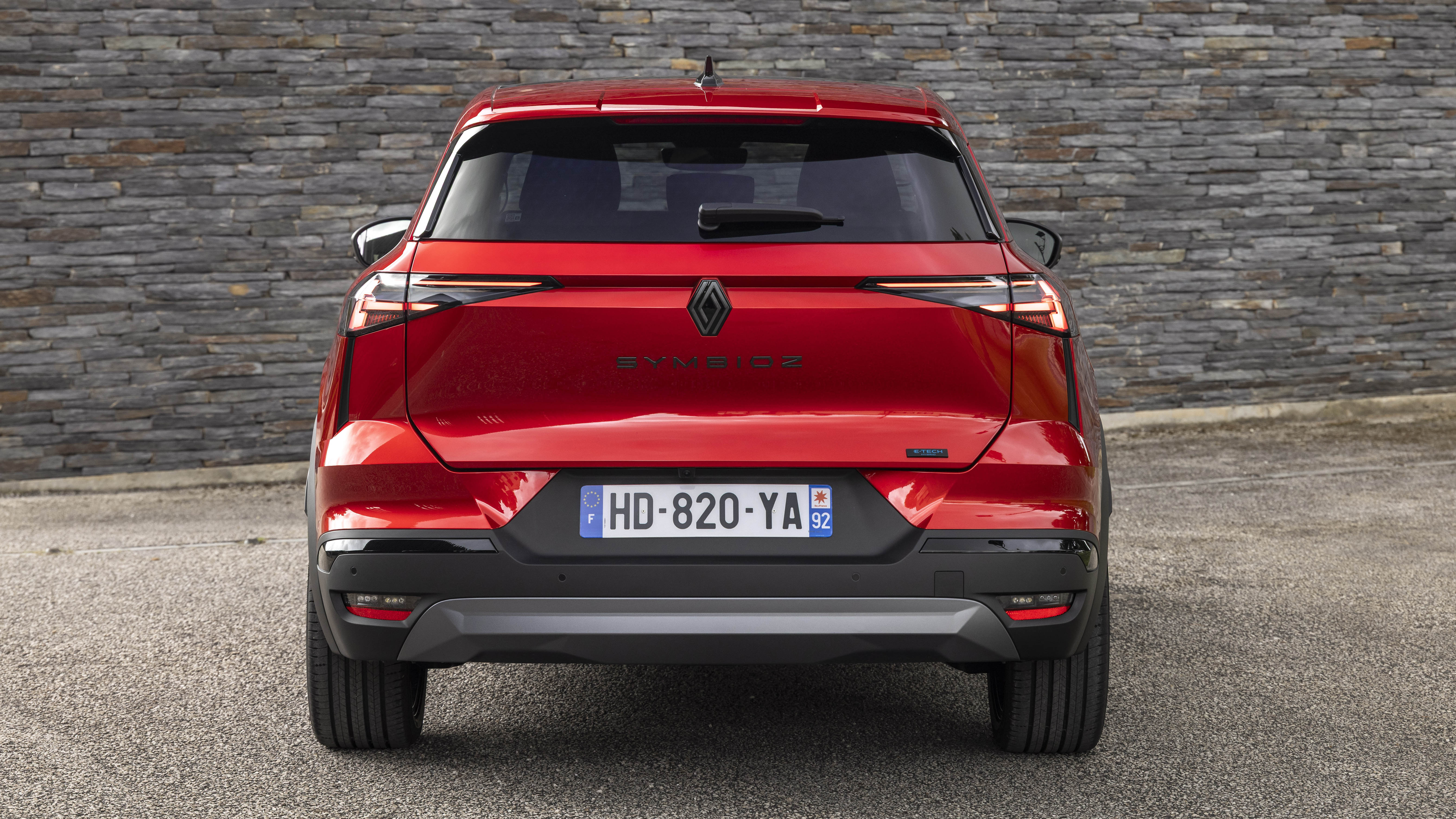 2026 Renault Symbioz Hibrit Aile SUV’u Nasıl? - fotoğraf 22