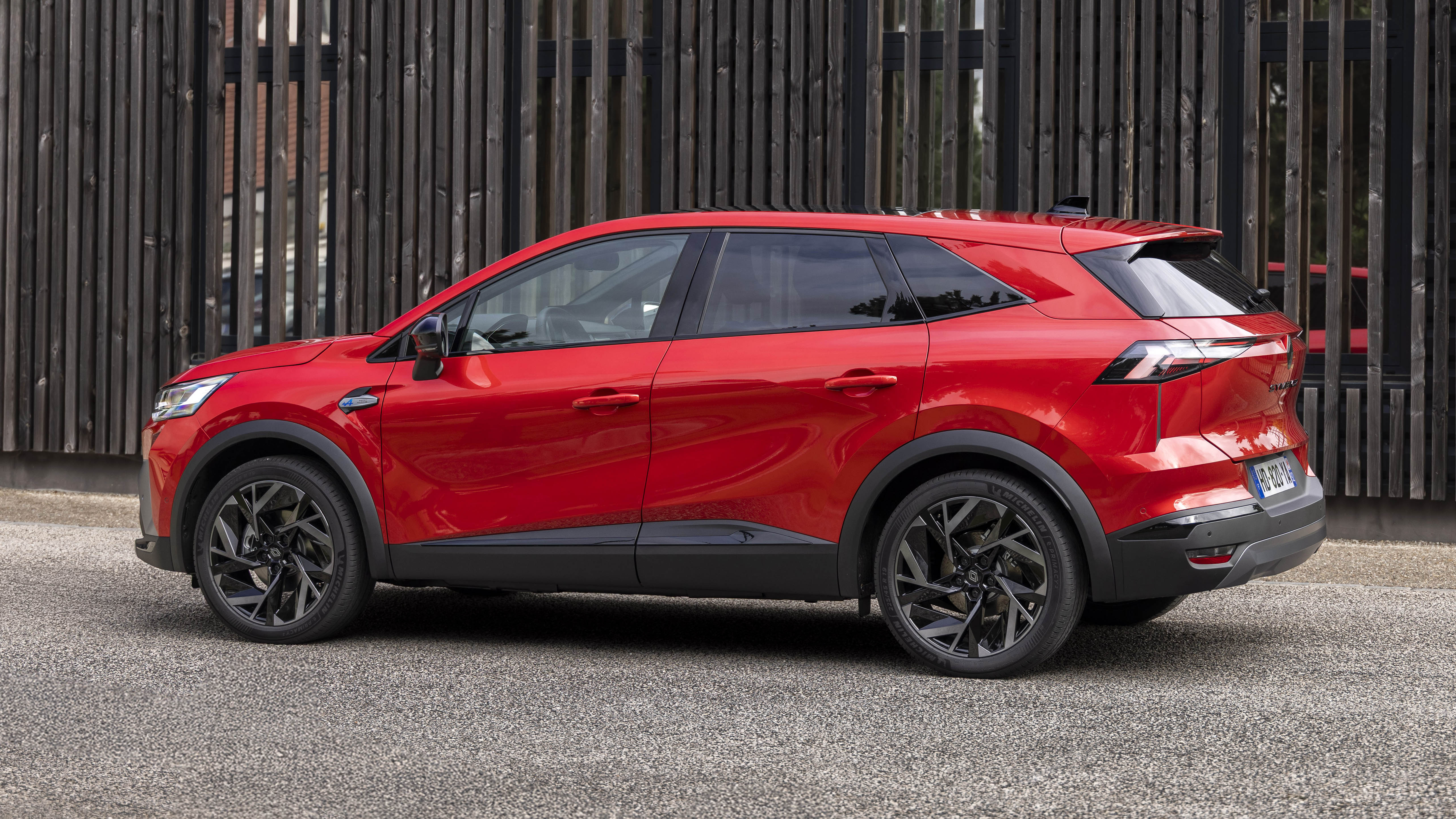2026 Renault Symbioz Hibrit Aile SUV’u Nasıl? - fotoğraf 24