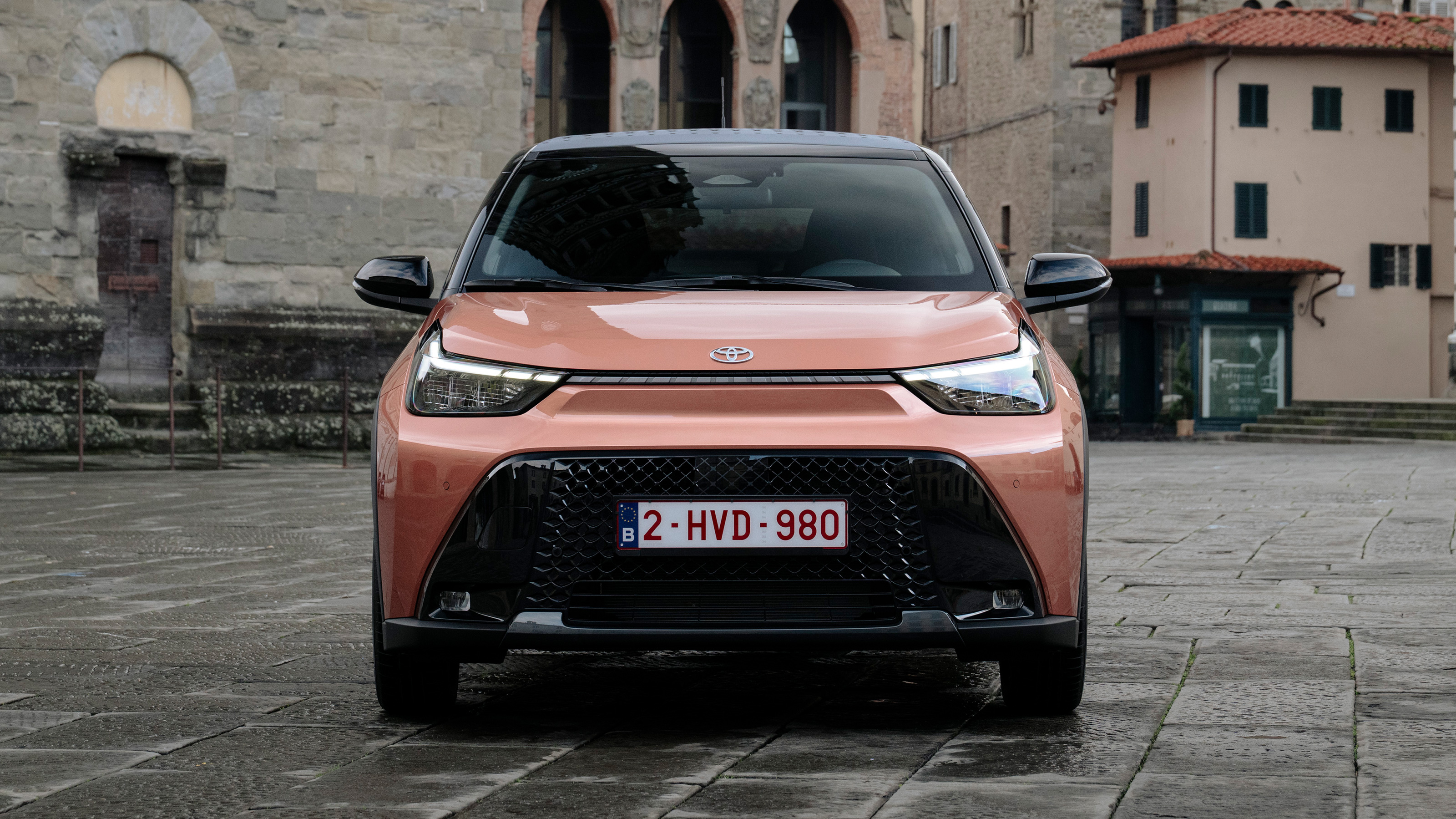 2026 Toyota Aygo X Hibrit Menzili Ve Şarjı Yeterli mi? - fotoğraf 16