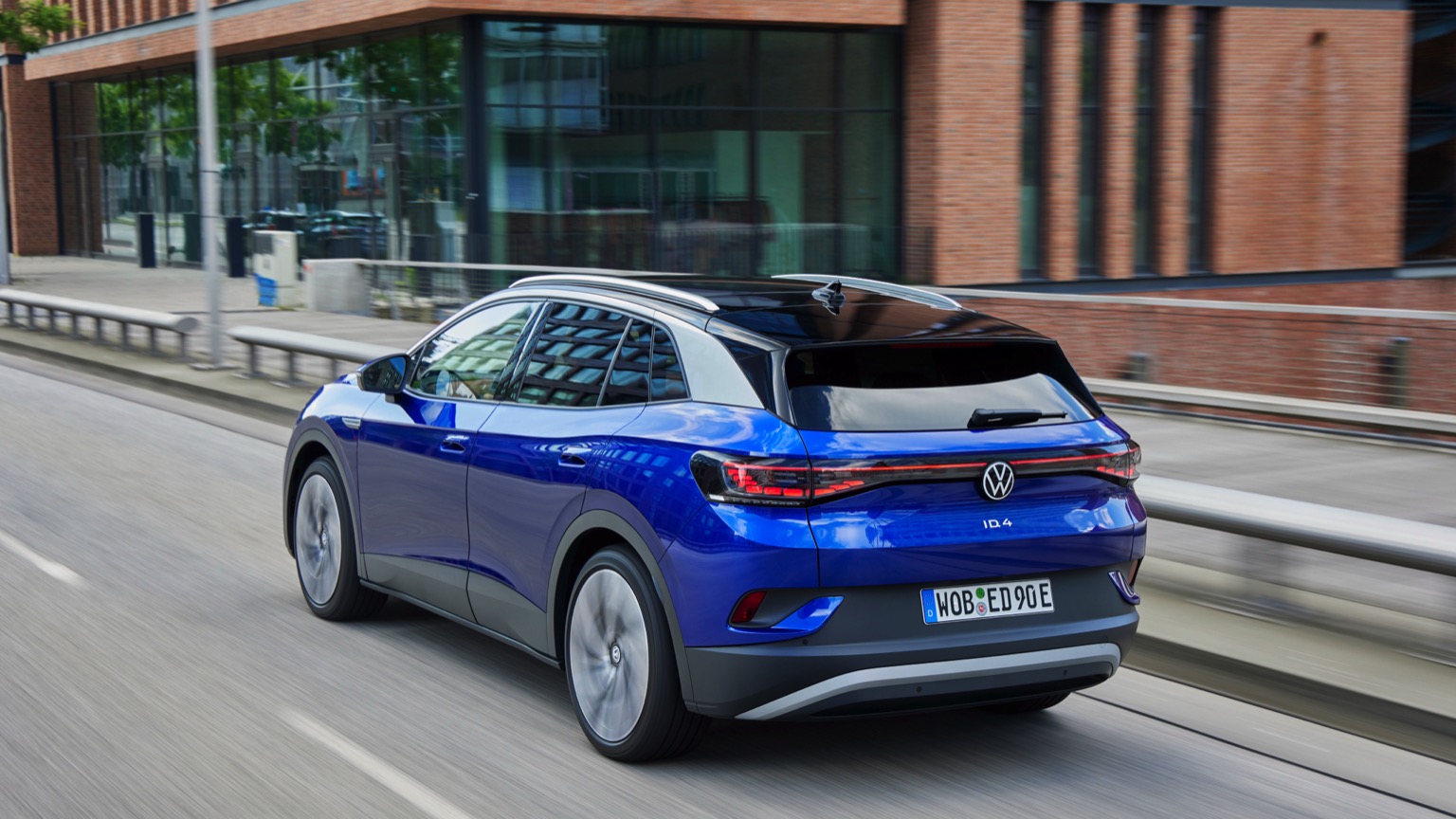 2026 Volkswagen ID. 4 Pro 4MOTION Elektrikli SUV Alınır mı? - fotoğraf 12