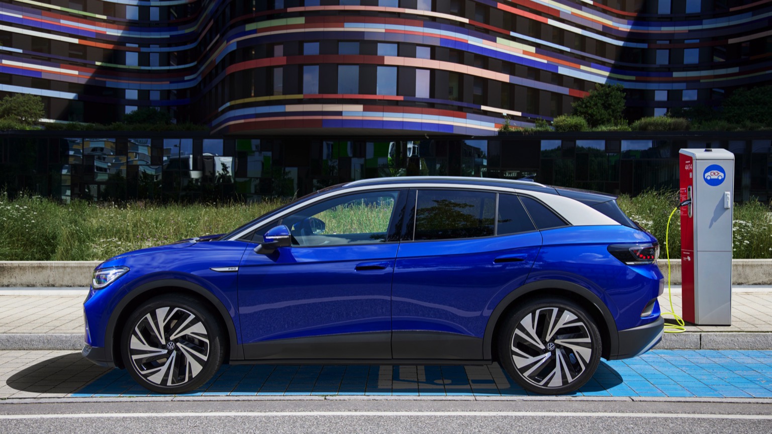 2026 Volkswagen ID. 4 Pro 4MOTION Elektrikli SUV Alınır mı? - fotoğraf 15
