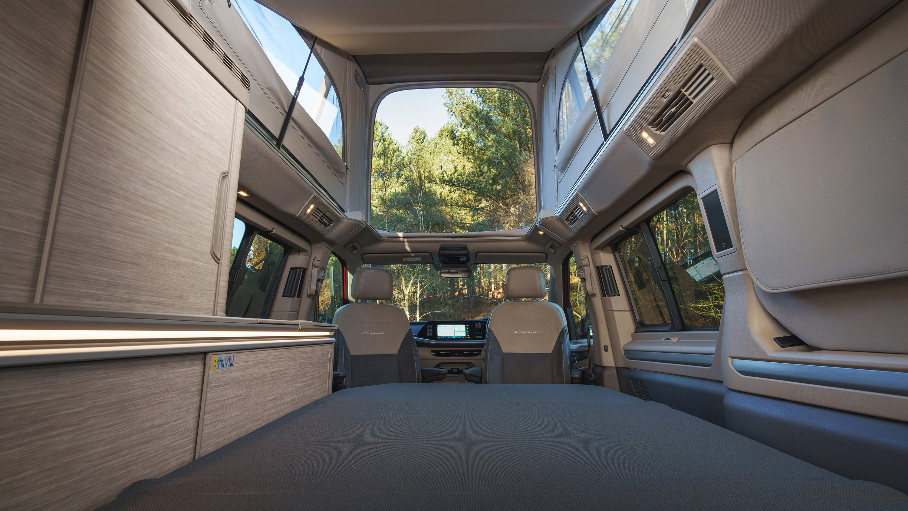 2026 Volkswagen California Hibrit Türkiye’de Alınır mı? - fotoğraf 16