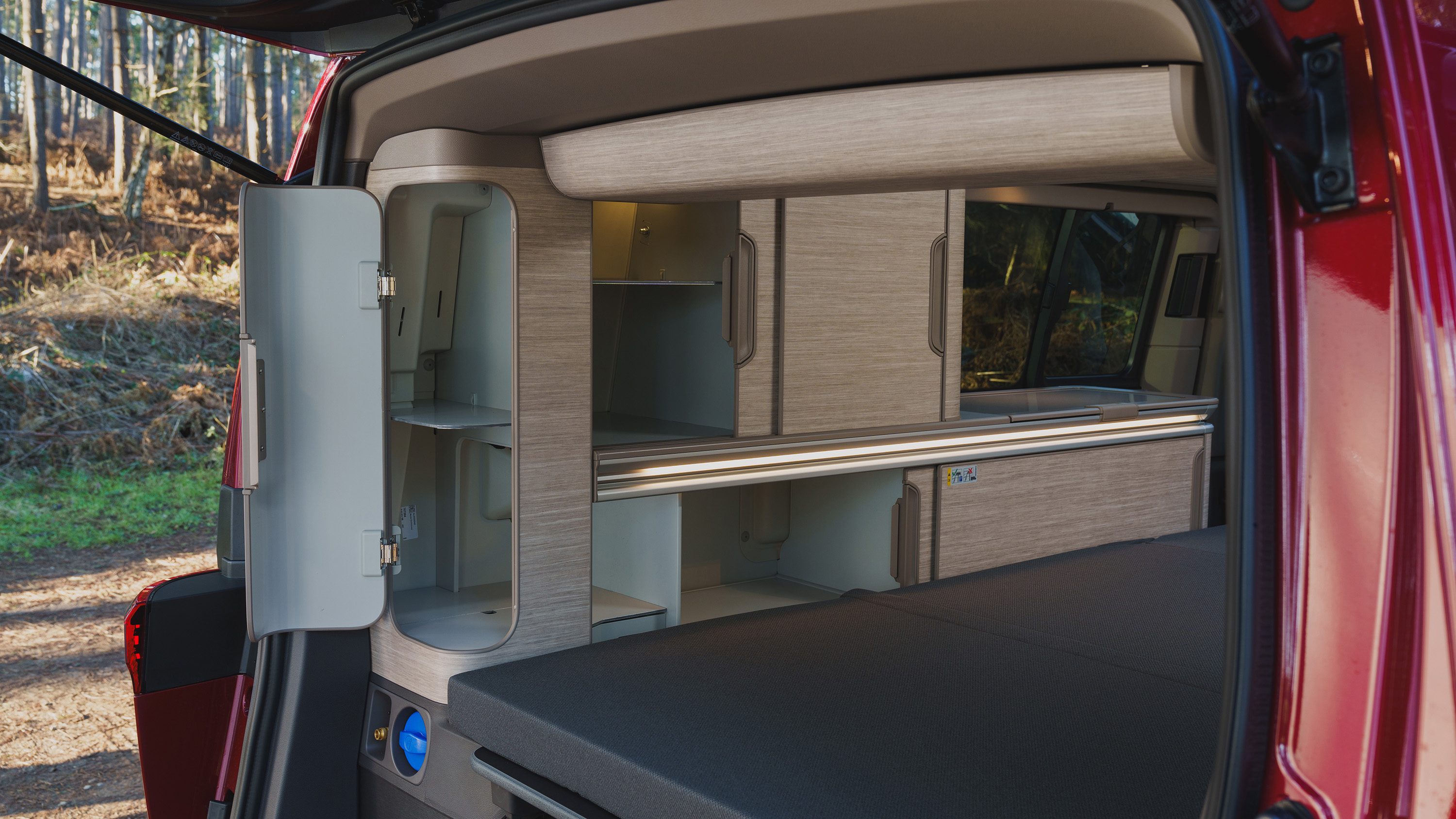 2026 Volkswagen California Hibrit Türkiye’de Alınır mı? - fotoğraf 17