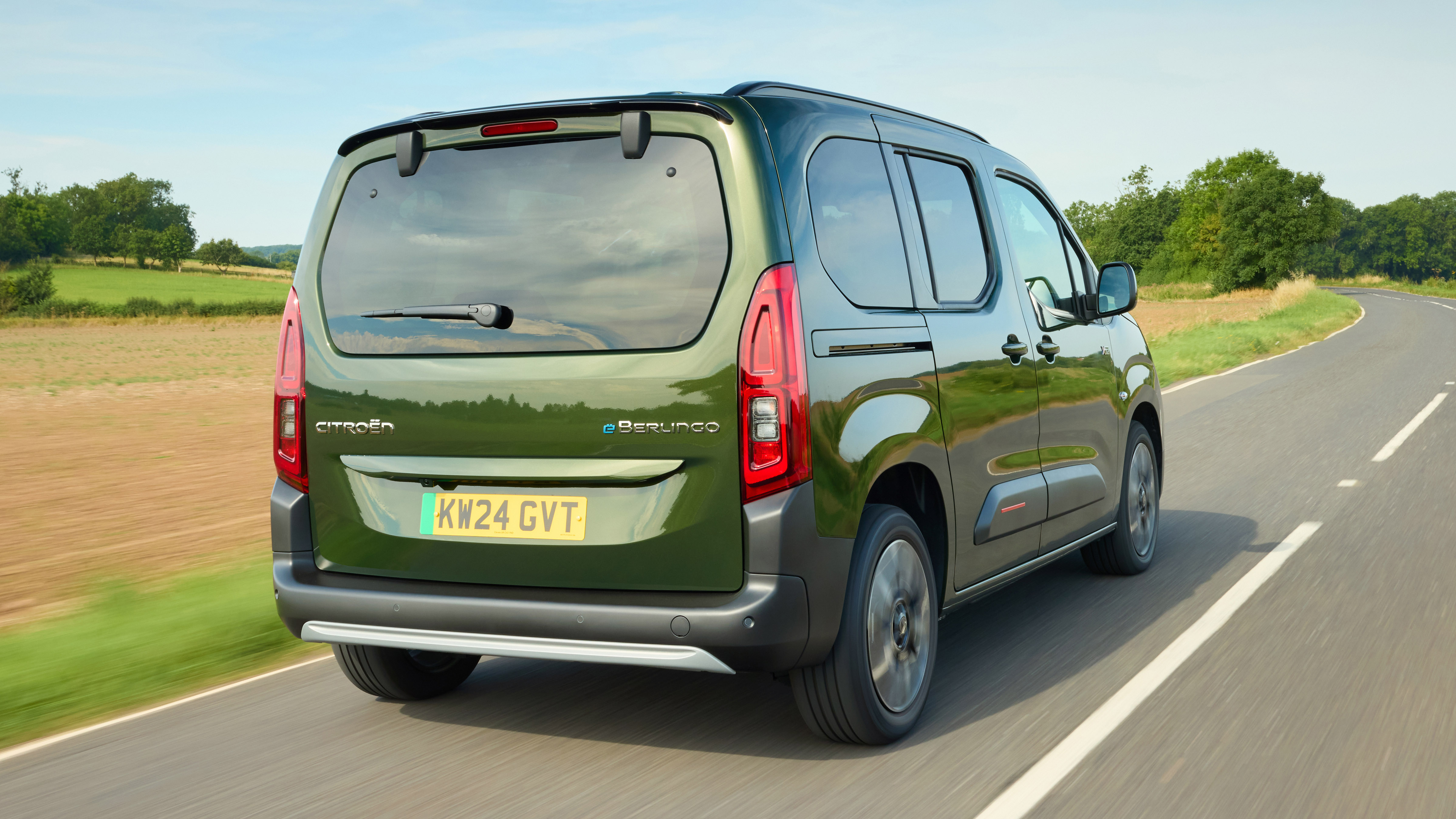 2026 Citroen ë-Berlingo Elektrikli Aile Aracı Olarak Nasıl? - fotoğraf 11
