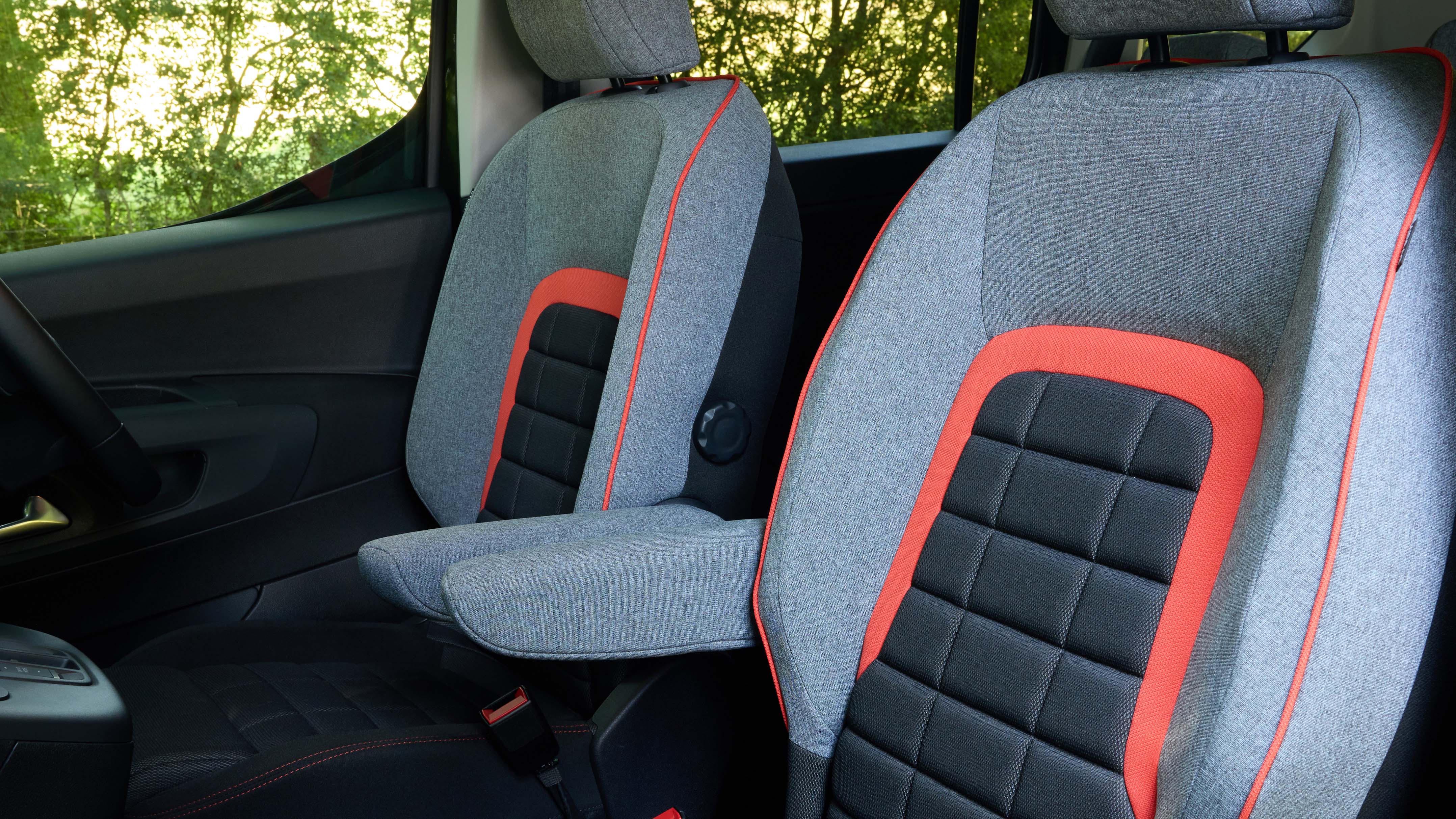 2026 Citroen ë-Berlingo Elektrikli Aile Aracı Olarak Nasıl? - fotoğraf 4