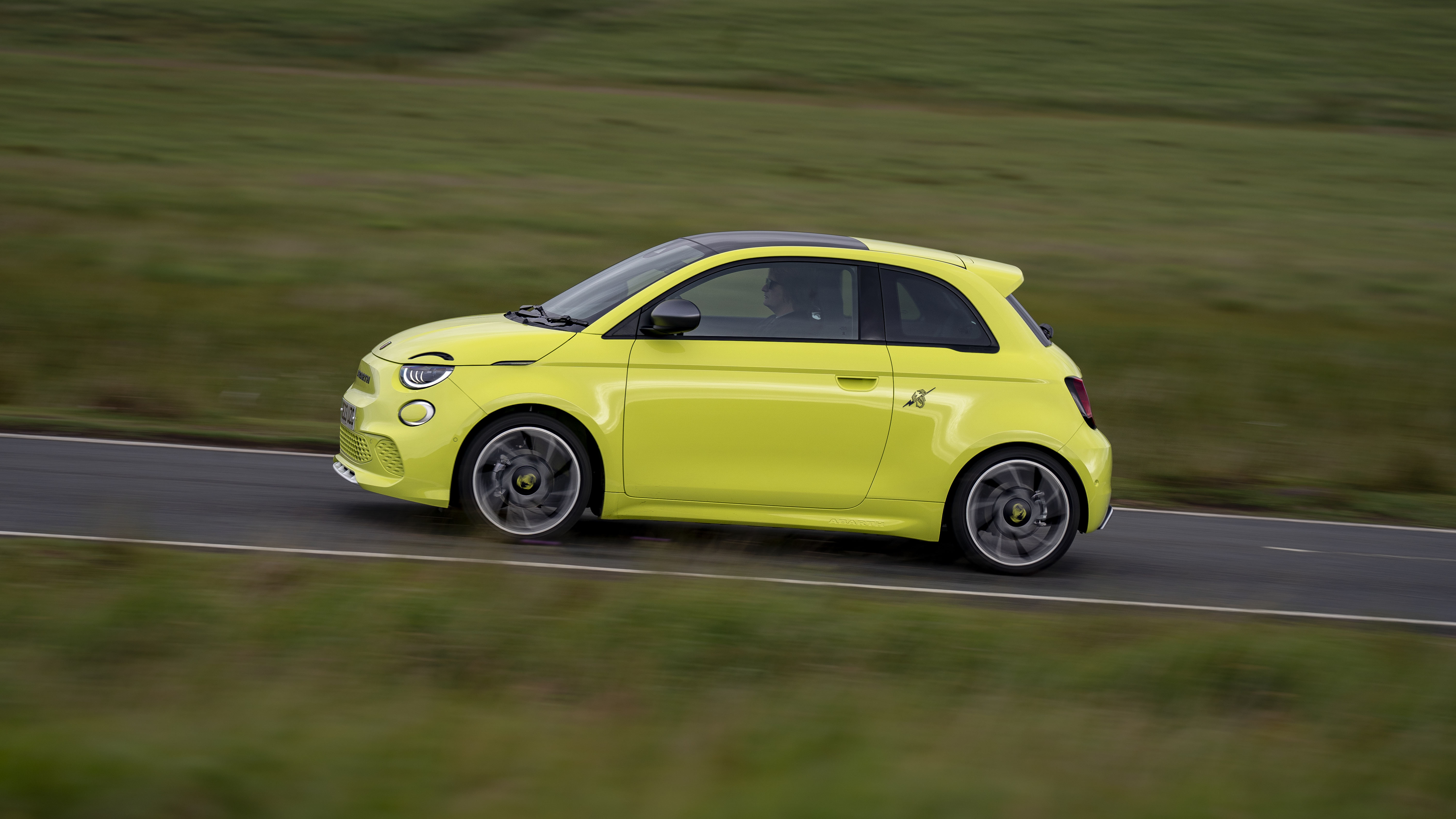 2026 Abarth 500e Elektrikli Performans Ve Türkiye’de Satış Durumu - fotoğraf 7