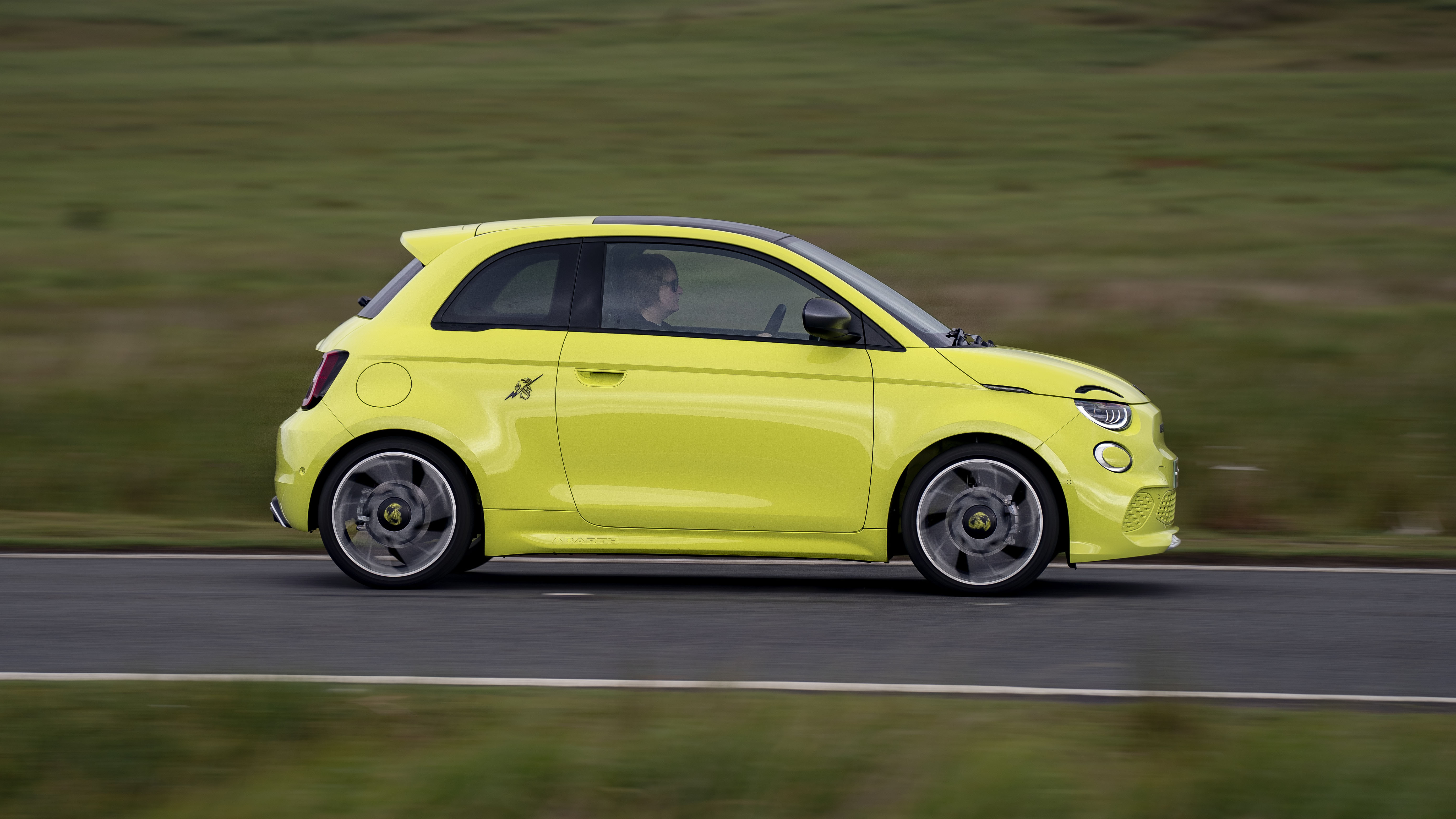 2026 Abarth 500e Elektrikli Performans Ve Türkiye’de Satış Durumu - fotoğraf 8