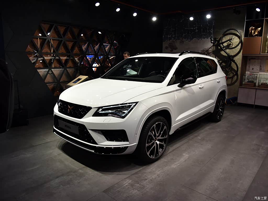 2026 Cupra Ateca Benzinli SUV: Hangi Paket Daha Mantıklı? - fotoğraf 1