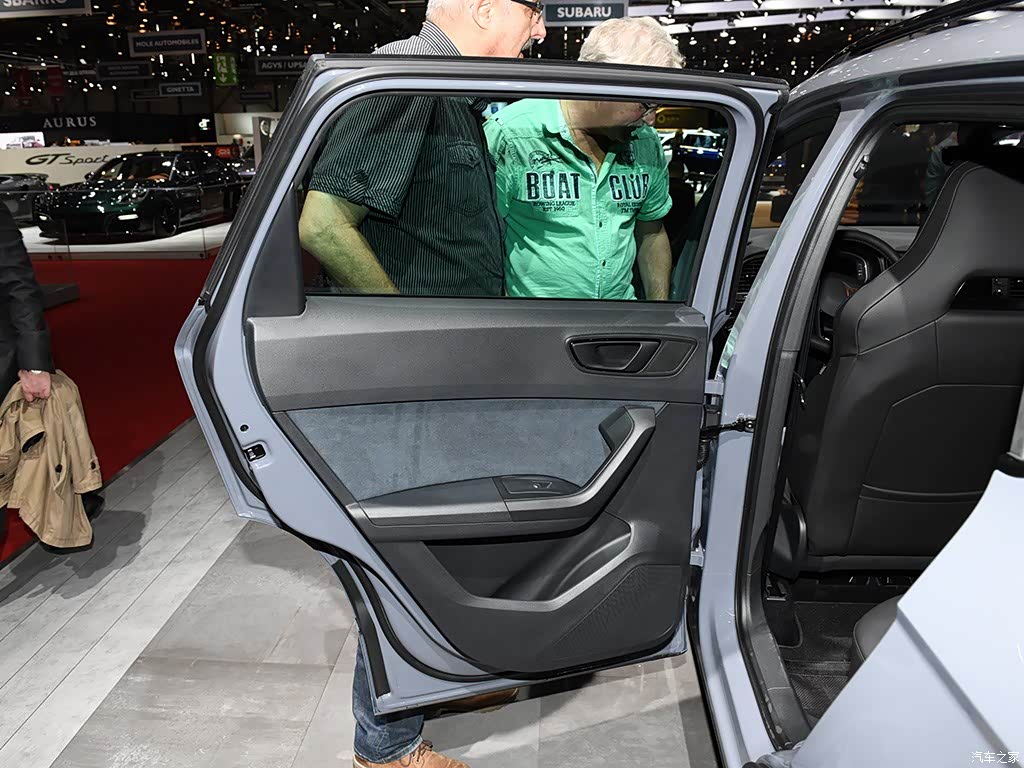 2026 Cupra Ateca Benzinli SUV: Hangi Paket Daha Mantıklı? - fotoğraf 23
