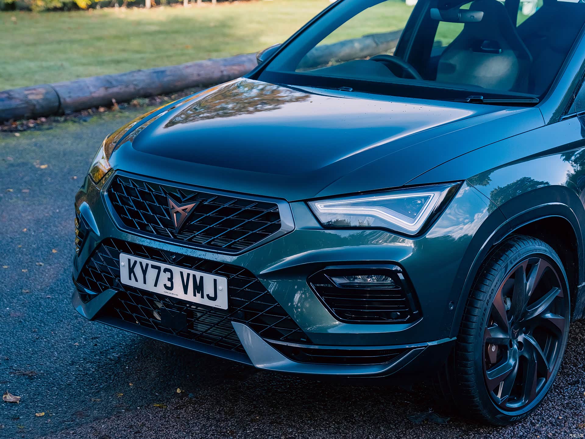 2026 Cupra Ateca Benzinli SUV: Hangi Paket Daha Mantıklı? - fotoğraf 36