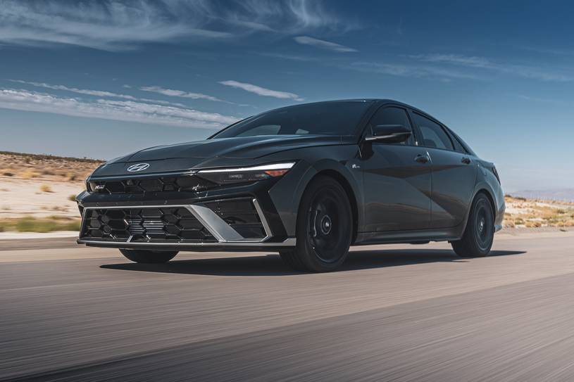 2026 Hyundai Elantra Benzinli Alınır mı? Sedanı Yakından Tanıyın - fotoğraf 9