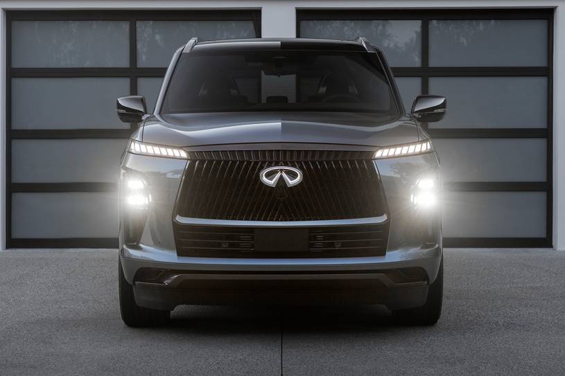 2026 Infiniti QX80 Benzinli SUV Hangi Kullanıcıya Uyar? - fotoğraf 17