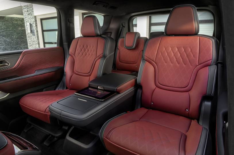 2026 Infiniti QX80 Benzinli SUV Hangi Kullanıcıya Uyar? - fotoğraf 50