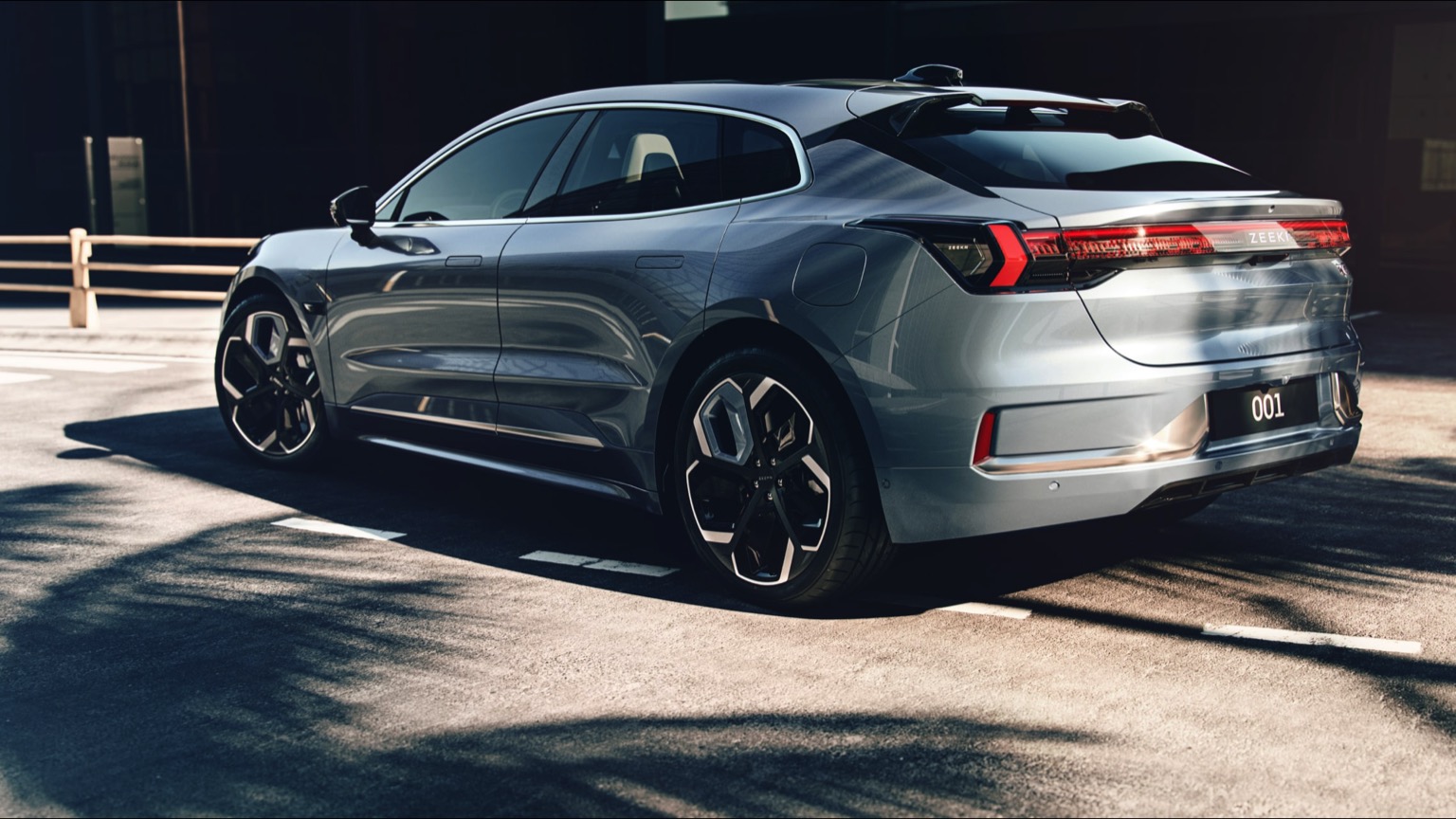 2026 Zeekr 001 Elektrikli Alınır mı? Güncel Modeli Tanıyın - fotoğraf 20