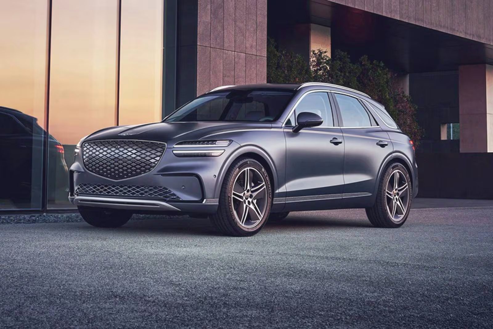 Genesis Electrified GV70