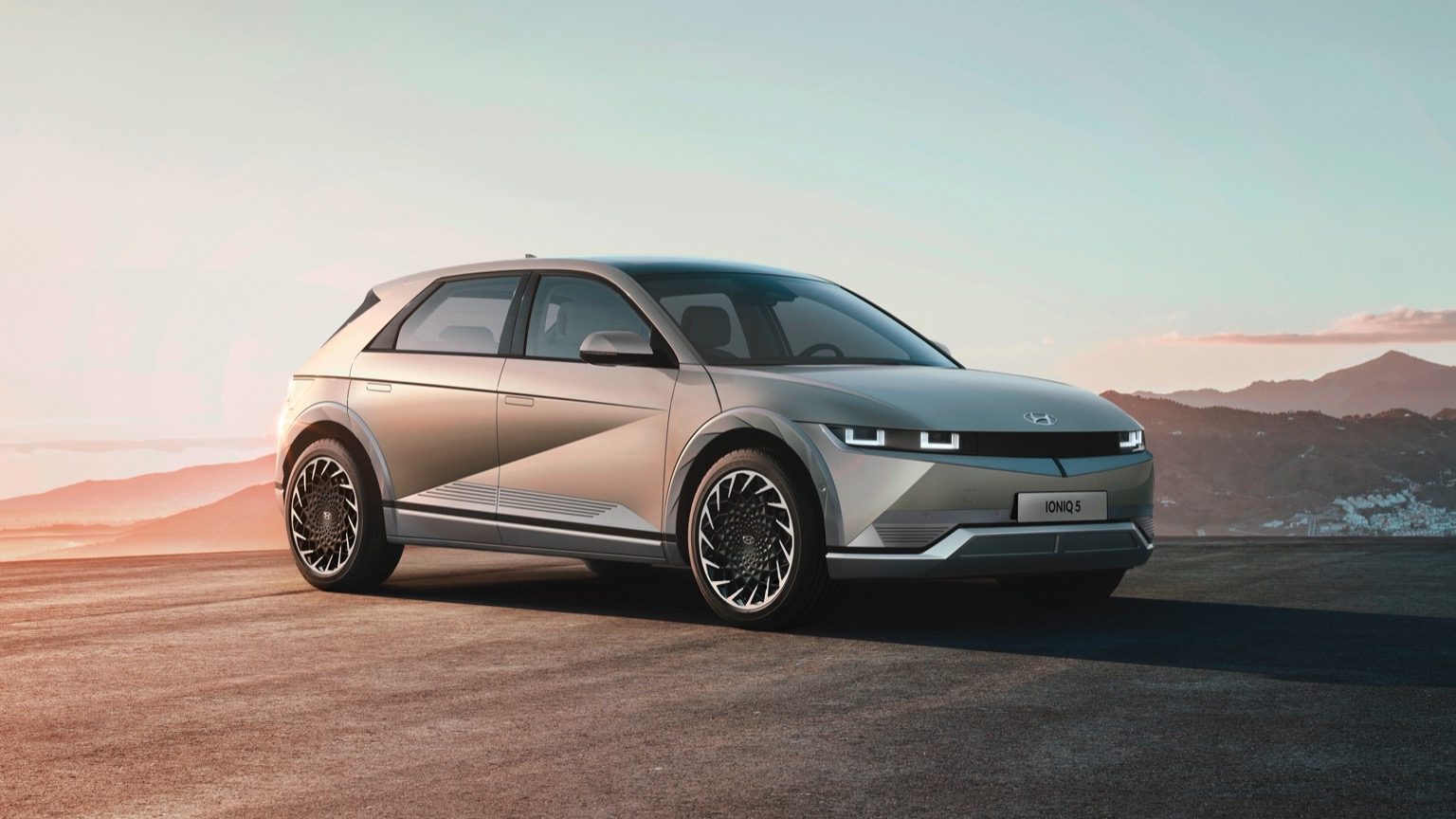 2027 Hyundai Ioniq 5 İncelemesi: Hâlâ Zirvede mi? - fotoğraf 1