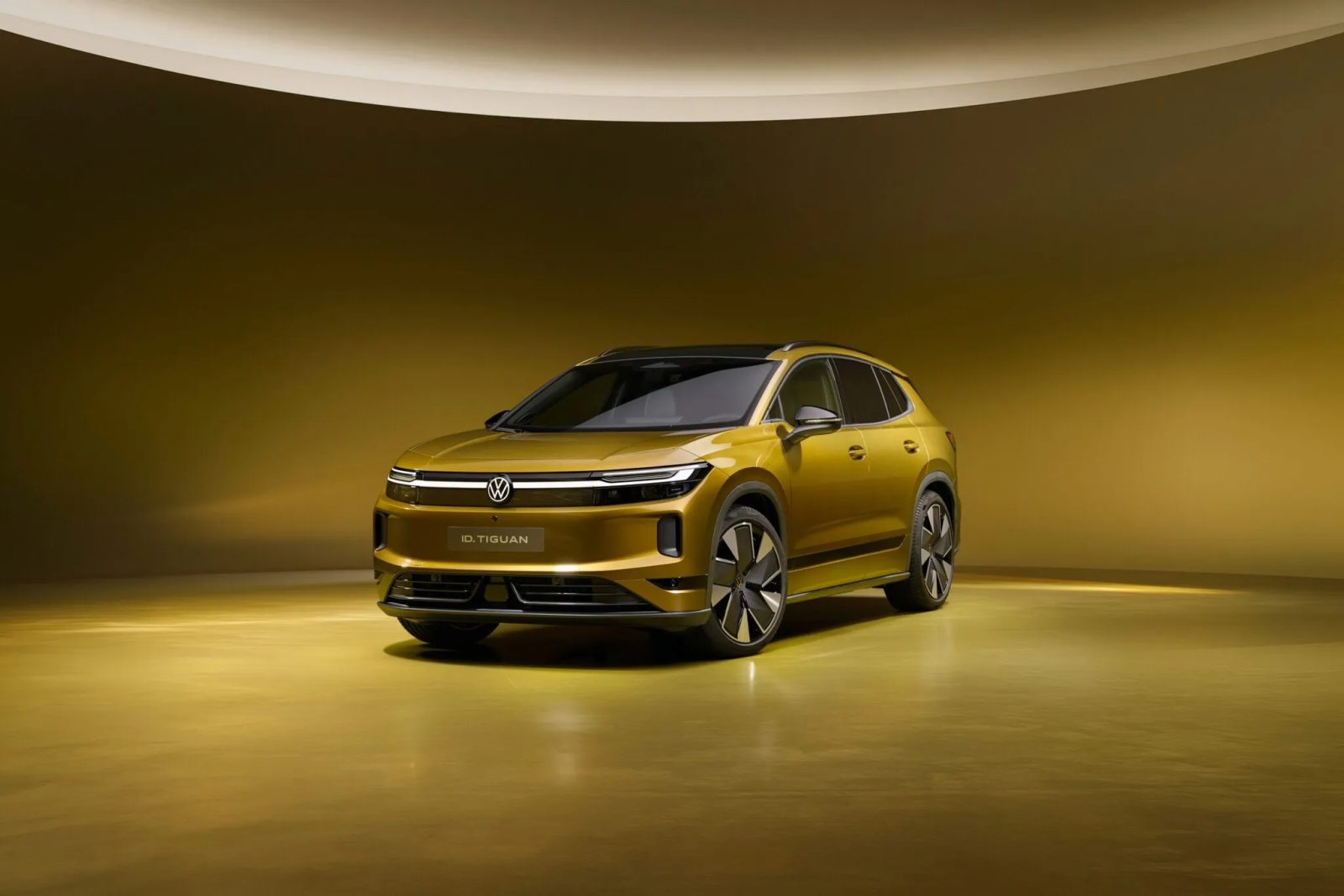 2027 Volkswagen ID. Tiguan VW Özellikleri ve Menzili - fotoğraf 1