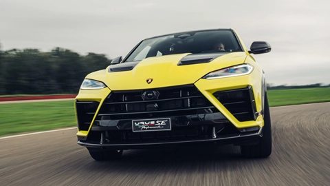 Lamborghini Urus SE Performante Özellikleri Neler? Lamborghini Urus SE Performante Özellikleri Neler? - fotoğraf 1