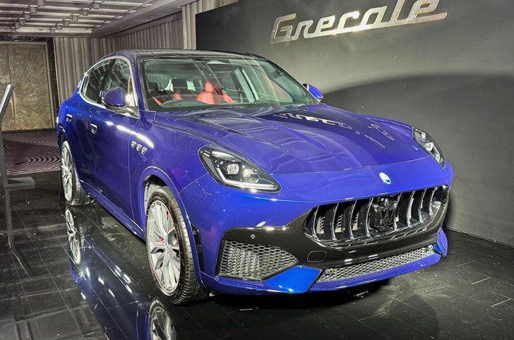 Maserati Grecale Yenilendi: Yeni Dijital Kokpit ve 390 HP V6 - fotoğraf 1