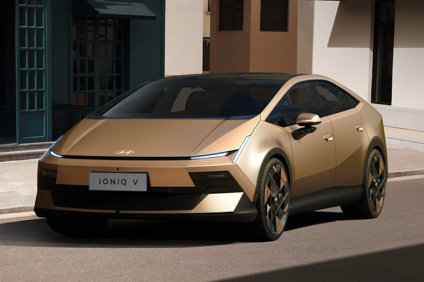 Hyundai IONIQ V