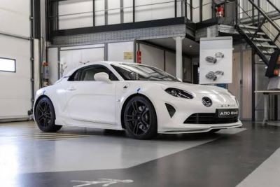 Alpine A110 E-ternité