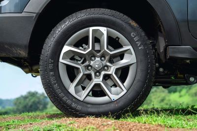 Mahindra Thar OG Yenilendi: Jeep Wrangler'a Benzeyen Off-Road SUV - fotoğraf 22