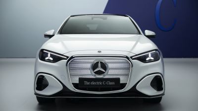 Mercedes-Benz C 300 4MATIC: Yeni Nesil Elektrikli C-Serisi Kapıda - fotoğraf 24