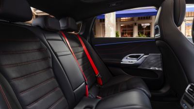 Mercedes-Benz C 300 4MATIC: Yeni Nesil Elektrikli C-Serisi Kapıda - fotoğraf 35
