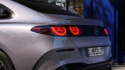 Mercedes-Benz C 300 4MATIC: Yeni Nesil Elektrikli C-Serisi Kapıda - fotoğraf 45