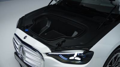 Mercedes-Benz C 300 4MATIC: Yeni Nesil Elektrikli C-Serisi Kapıda - fotoğraf 49
