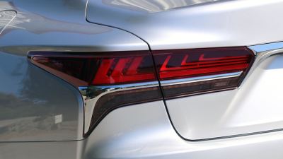 Lexus LS 500: Twin-Turbo V6 Gücüyle Lüksün Zirvesinde - fotoğraf 11