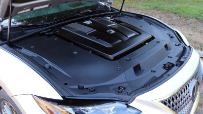 Lexus LS 500: Twin-Turbo V6 Gücüyle Lüksün Zirvesinde - fotoğraf 12